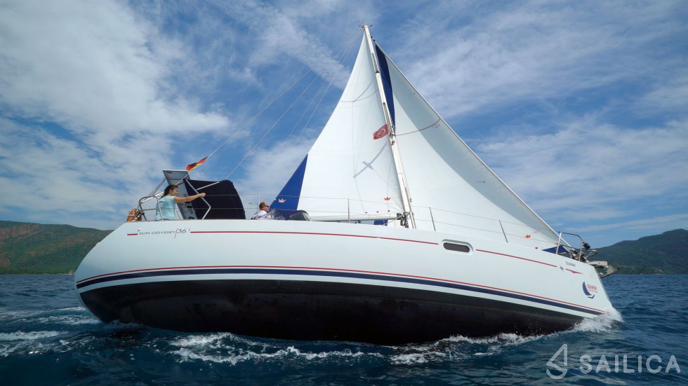 Sun Odyssey 36i - Yacht Charter Sailica