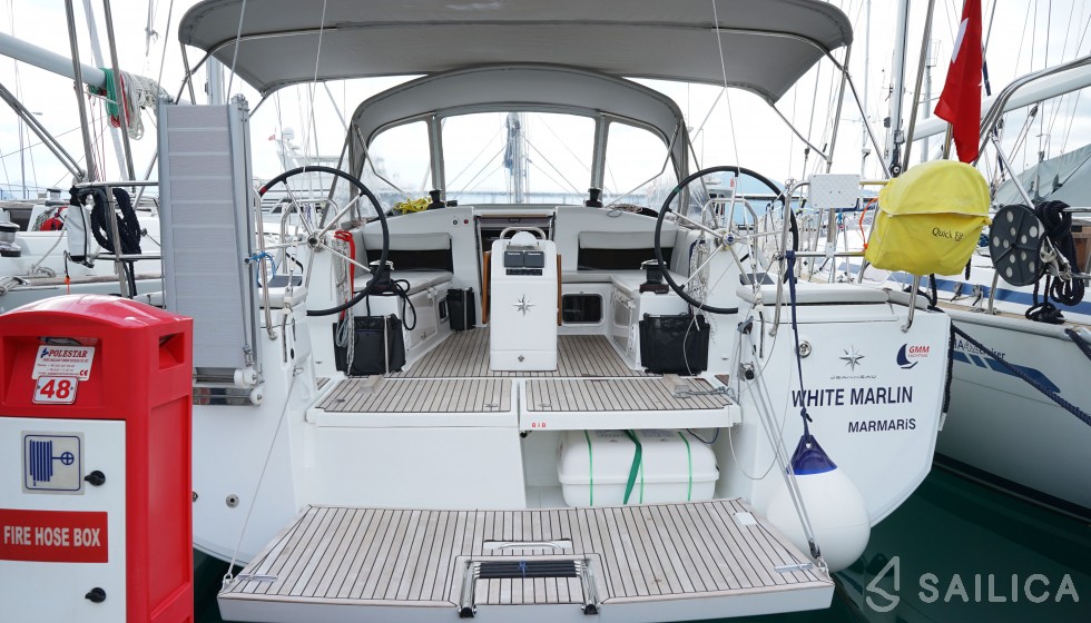 Sun Odyssey 440 - Yacht Charter Sailica