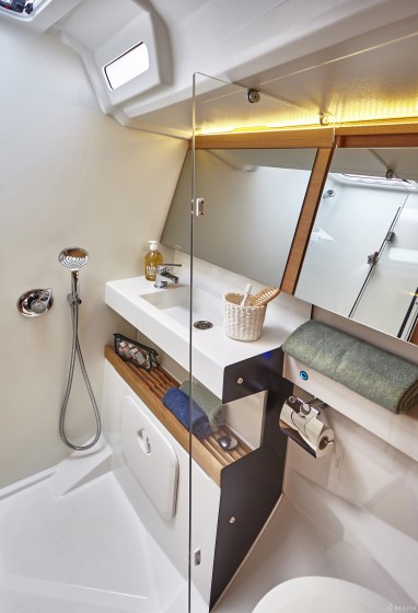 Sun Odyssey 440 - Yacht Charter Sailica