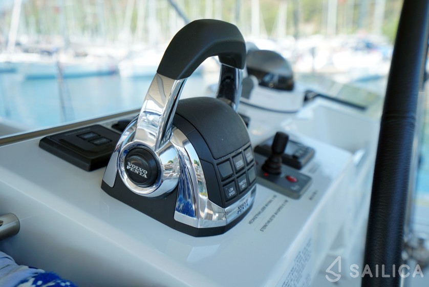 Jeanneau 64 - Yacht Charter Sailica