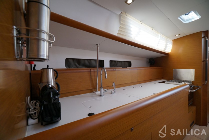 Sun Odyssey 479 - Yacht Charter Sailica