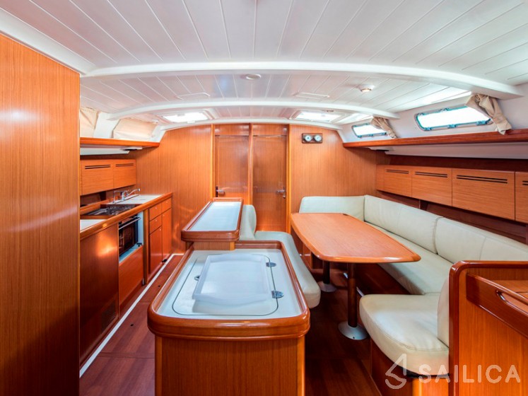 Cyclades 50.5 - Yacht Charter Sailica