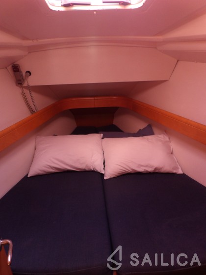 Sun Odyssey 36i - Yacht Charter Sailica