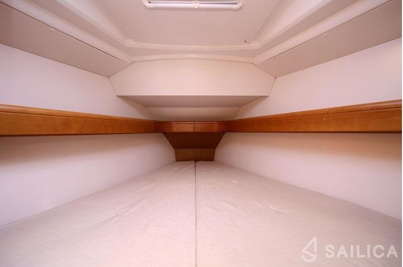Sun Odyssey 36i - Yacht Charter Sailica