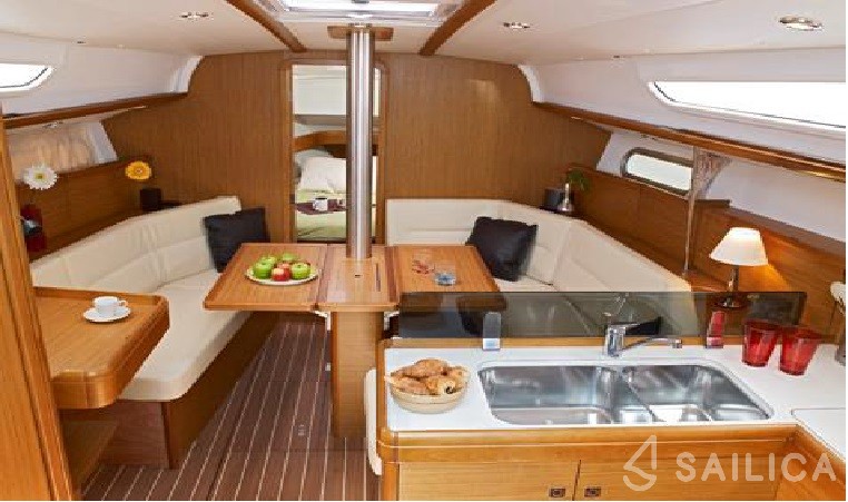 Sun Odyssey 36i - Yacht Charter Sailica