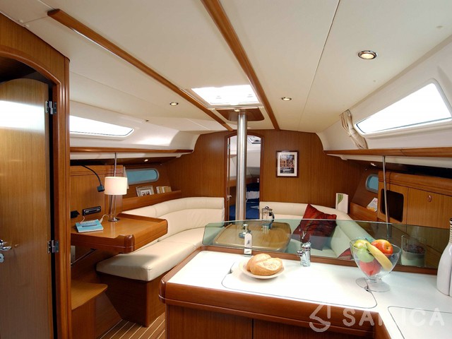 Sun Odyssey 36i - Yacht Charter Sailica
