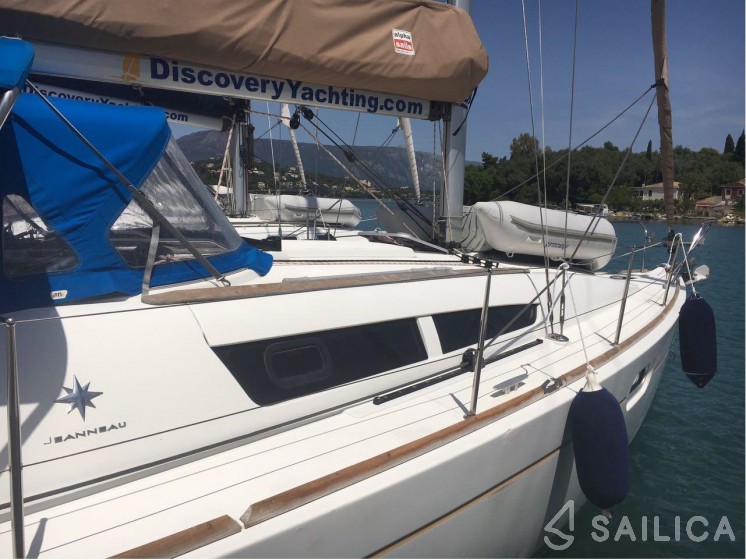 Sun Odyssey 36i - Yacht Charter Sailica