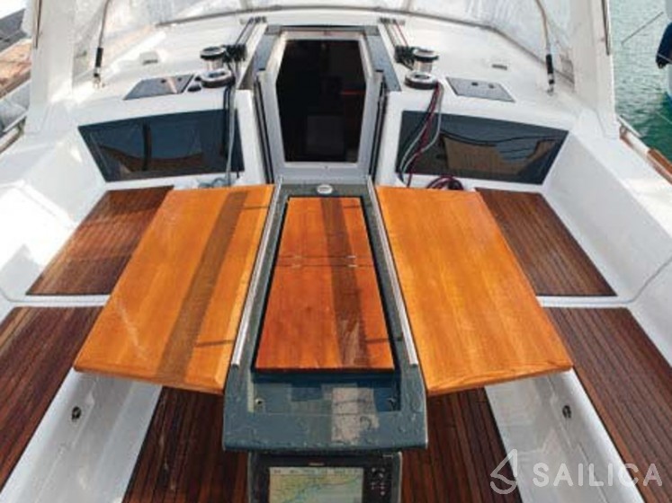 Beneteau 48 - Yacht Charter Sailica