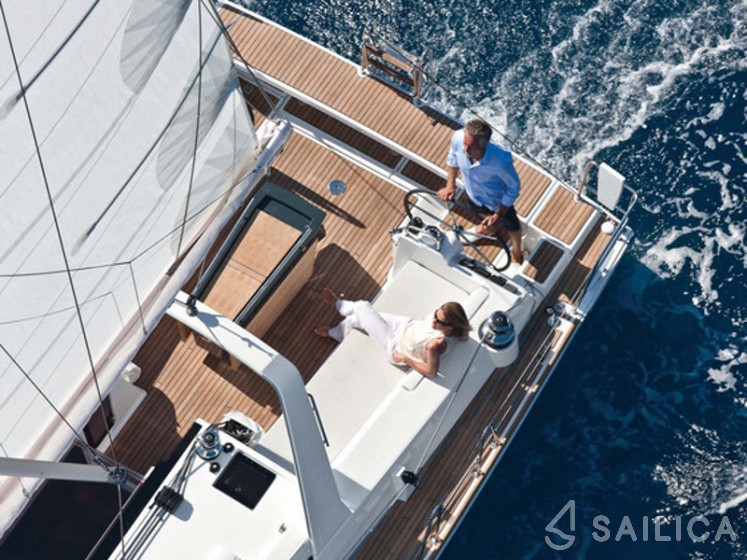 Beneteau 48 - Yacht Charter Sailica