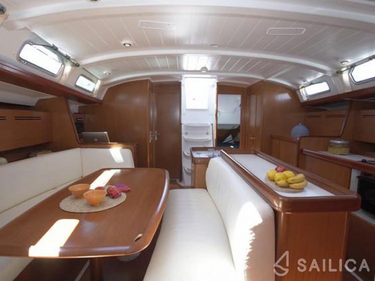Cyclades 50.5 - Yacht Charter Sailica