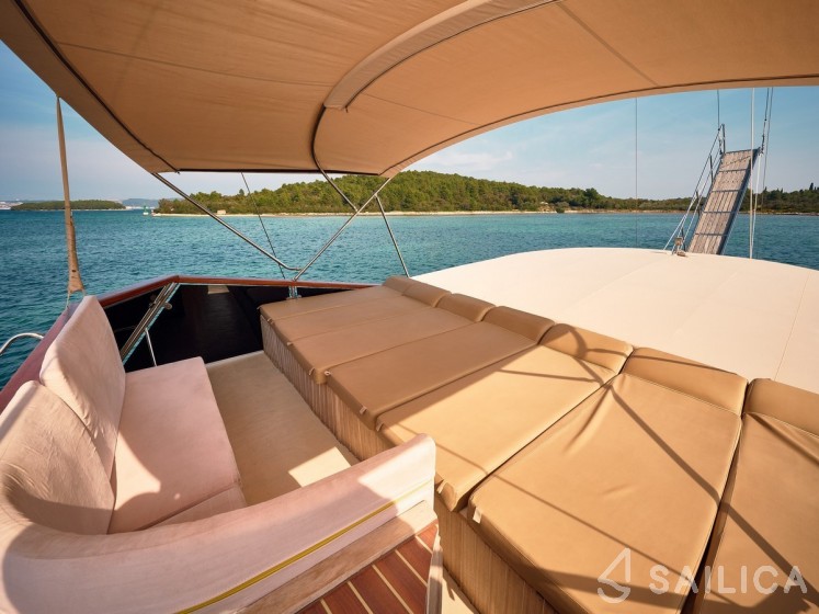 Gulet - Yacht Charter Sailica