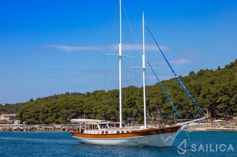 Gulet - Yacht Charter Sailica