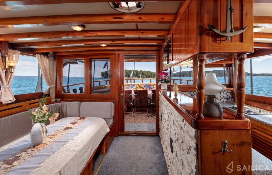 Gulet - Yacht Charter Sailica