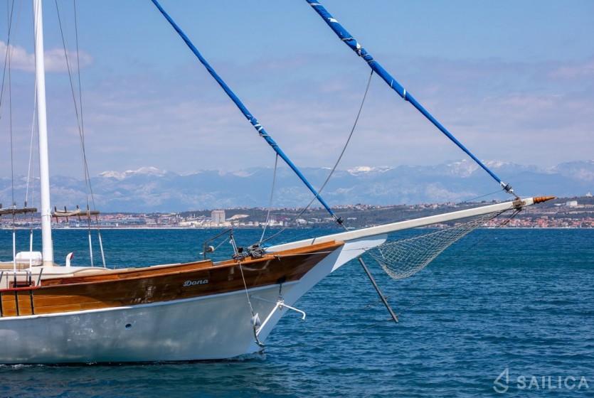 Gulet - Yacht Charter Sailica