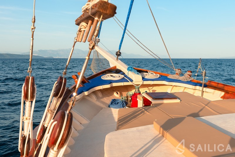 Gulet - Yacht Charter Sailica
