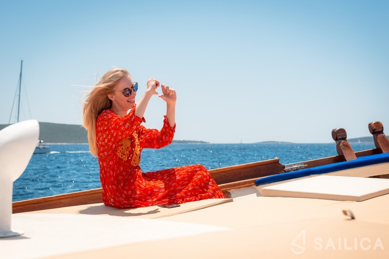 Gulet - Yacht Charter Sailica