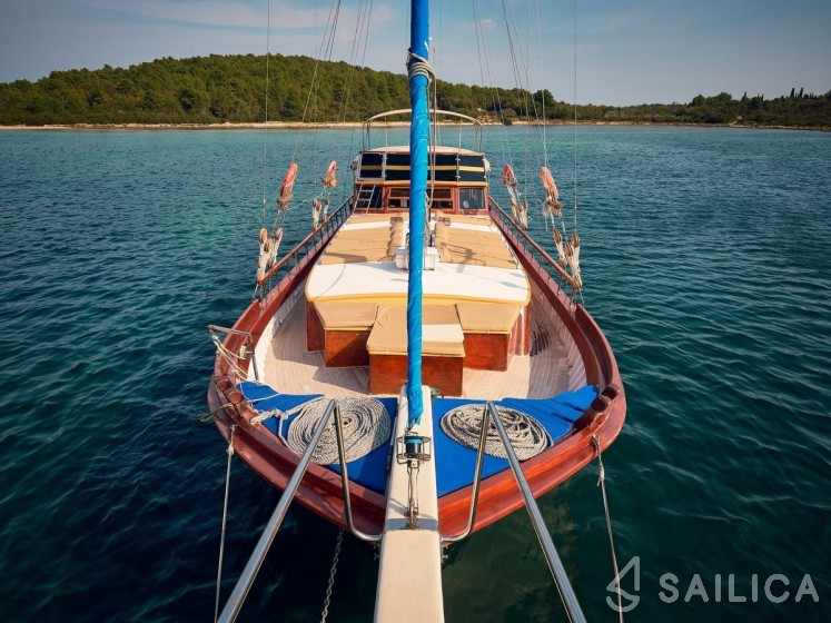 Gulet - Yacht Charter Sailica