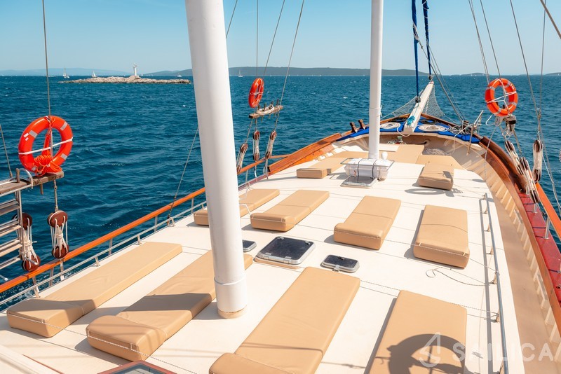 Gulet - Yacht Charter Sailica
