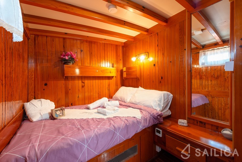 Gulet - Yacht Charter Sailica