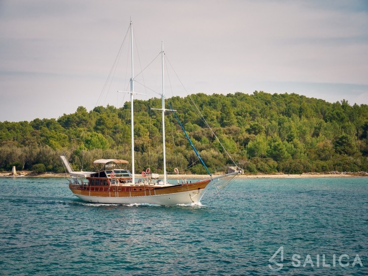 Gulet - Yacht Charter Sailica