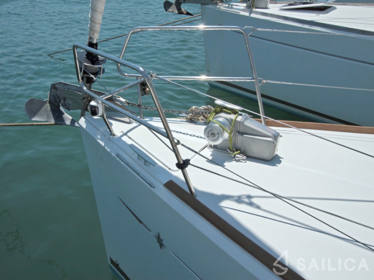 Sun Odyssey 419 - Yacht Charter Sailica