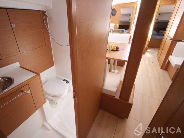 Sun Odyssey 449 - Yacht Charter Sailica