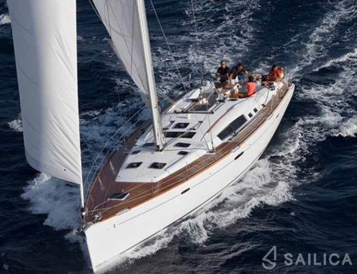 Oceanis 54 - Yacht Charter Sailica