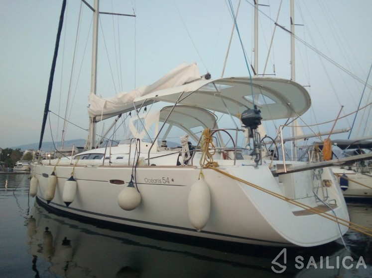 Oceanis 54 - Yacht Charter Sailica