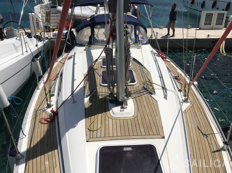Bavaria 31 Cruiser - Yacht Charter Sailica