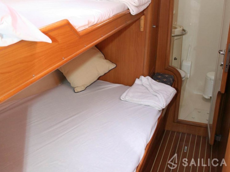 Ocean Star 51.1 - Yacht Charter Sailica