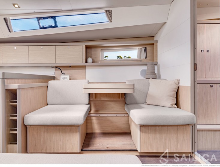 Oceanis 45 - 4 cab. - Yacht Charter Sailica