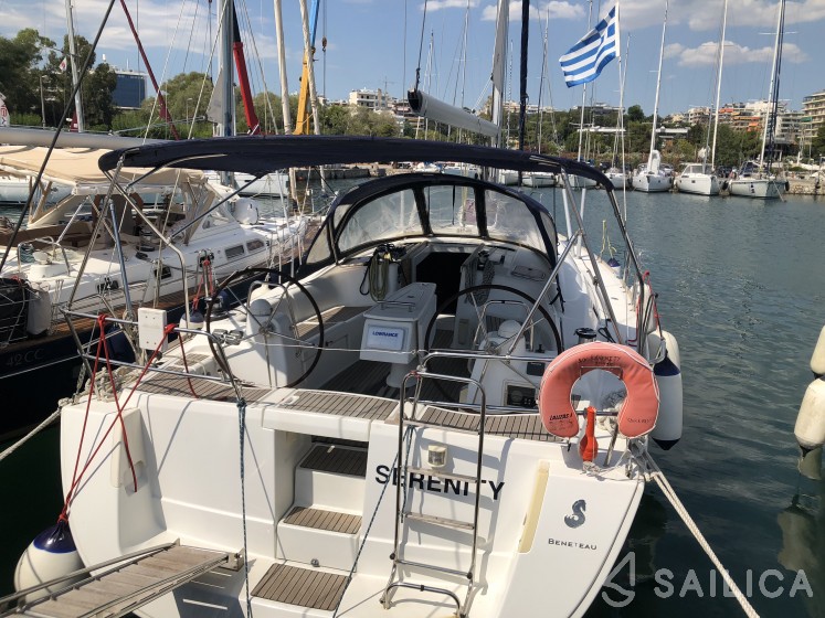 Oceanis 43 - Yacht Charter Sailica