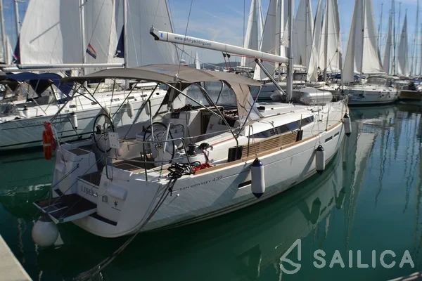 Sun Odyssey 439 - Yacht Charter Sailica