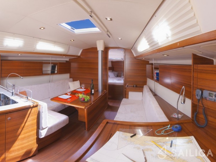 Salona 41 - Yacht Charter Sailica