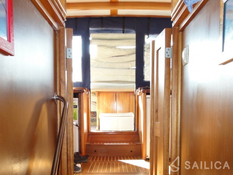Gulet - Yacht Charter Sailica