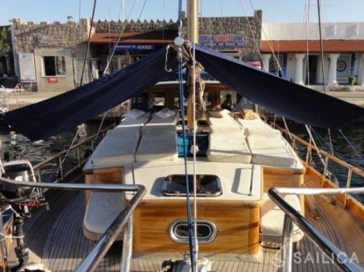 Gulet - Yacht Charter Sailica