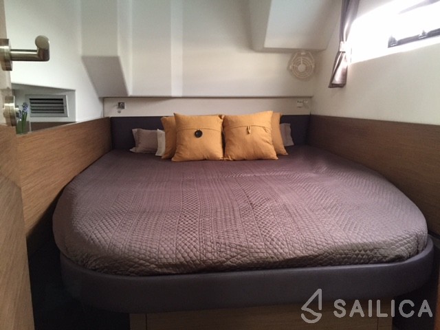 MY 37 - Yacht Charter Sailica