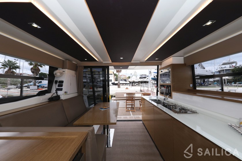 MY 37 - Yacht Charter Sailica
