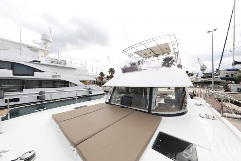 MY 37 - Yacht Charter Sailica