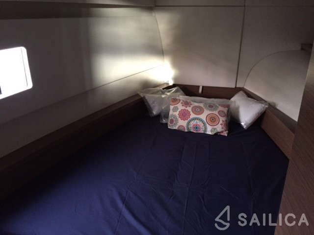 MY 37 - Yacht Charter Sailica
