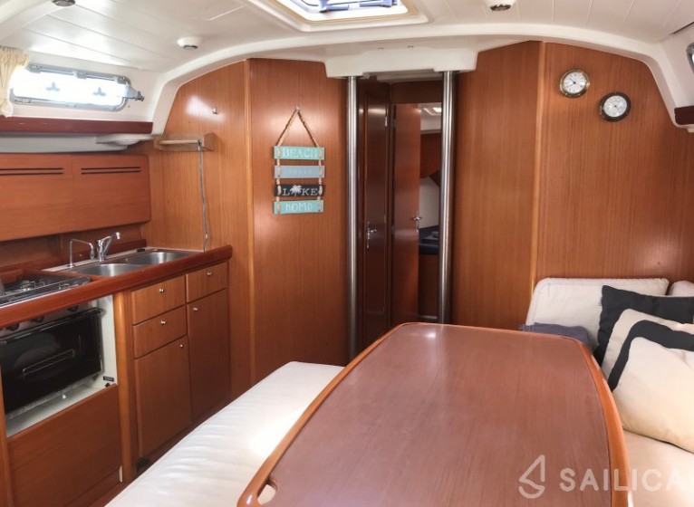 Cyclades 43.4 - Yacht Charter Sailica