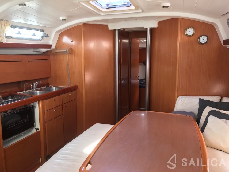 Cyclades 43.4 - Yacht Charter Sailica