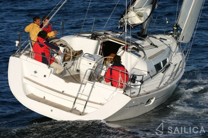 Sun Odyssey 39i - Yacht Charter Sailica
