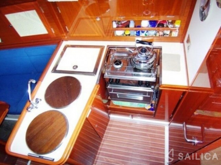 Hanse 341 - Yacht Charter Sailica