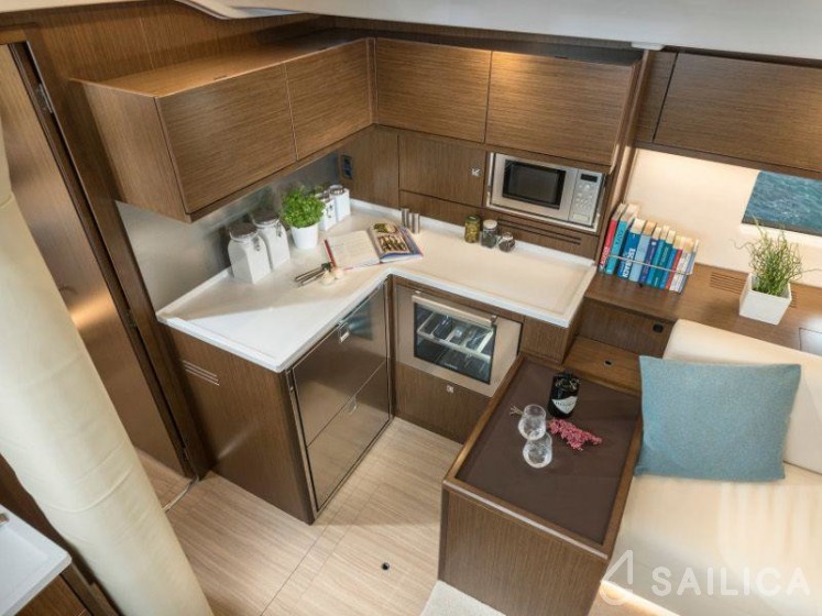 Bavaria 57 Cruiser - Yacht Charter Sailica