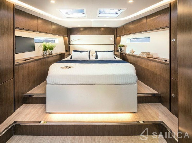 Bavaria 57 Cruiser - Yacht Charter Sailica
