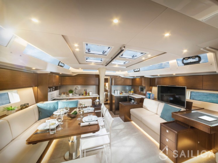 Bavaria 57 Cruiser - Yacht Charter Sailica