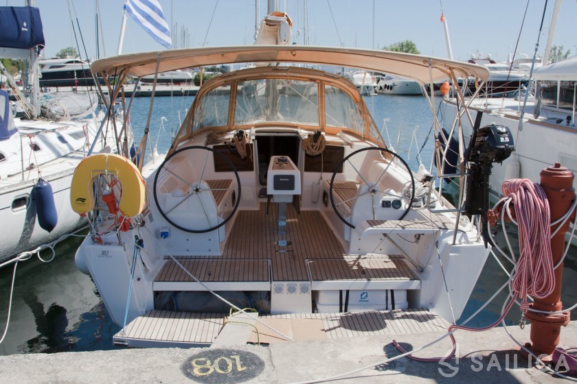 Dufour 382 GL - Yacht Charter Sailica