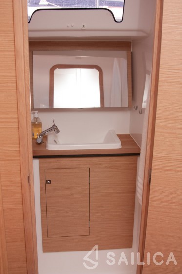 Dufour 382 GL - Yacht Charter Sailica