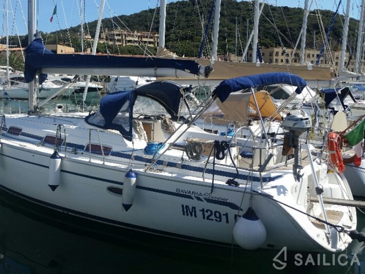 Bavaria 42 - Yacht Charter Sailica